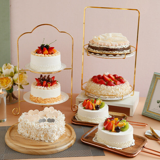 6" Sugar Strawberries Cream Cake