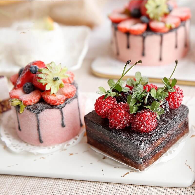 4" Strawberry Ice Cream Cake
