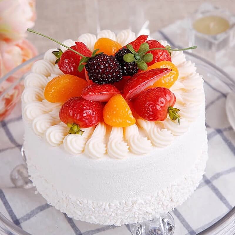 6" Vanilla Fruit Cream Cake