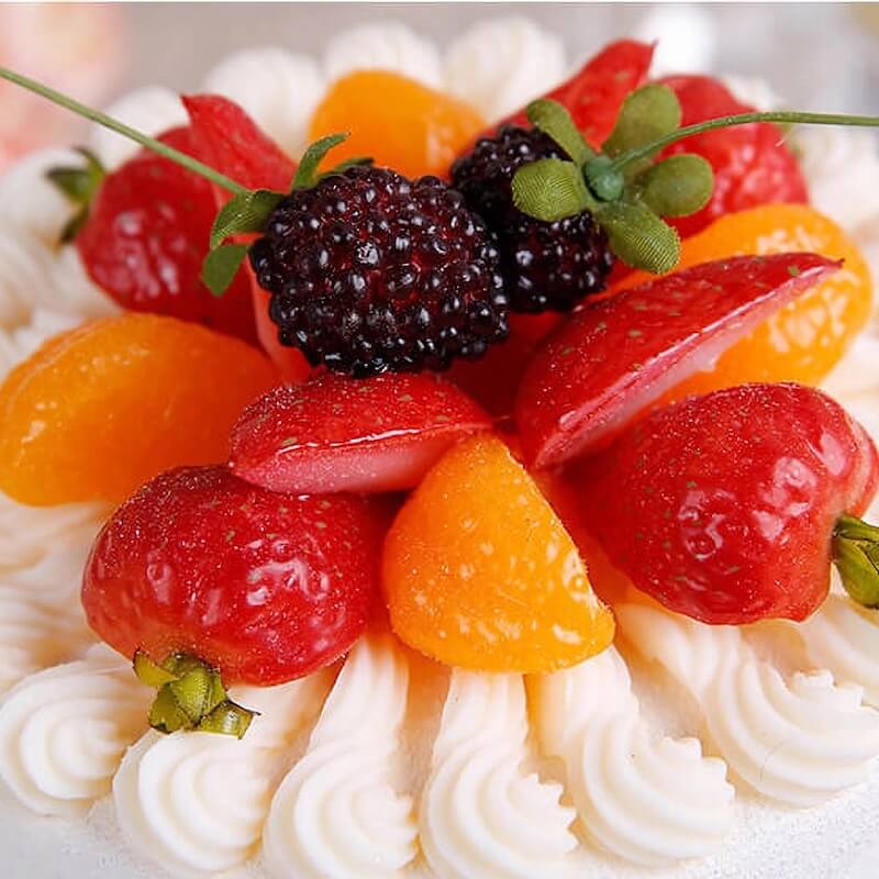 6" Vanilla Fruit Cream Cake