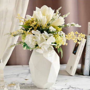 White Elegant Bouquet