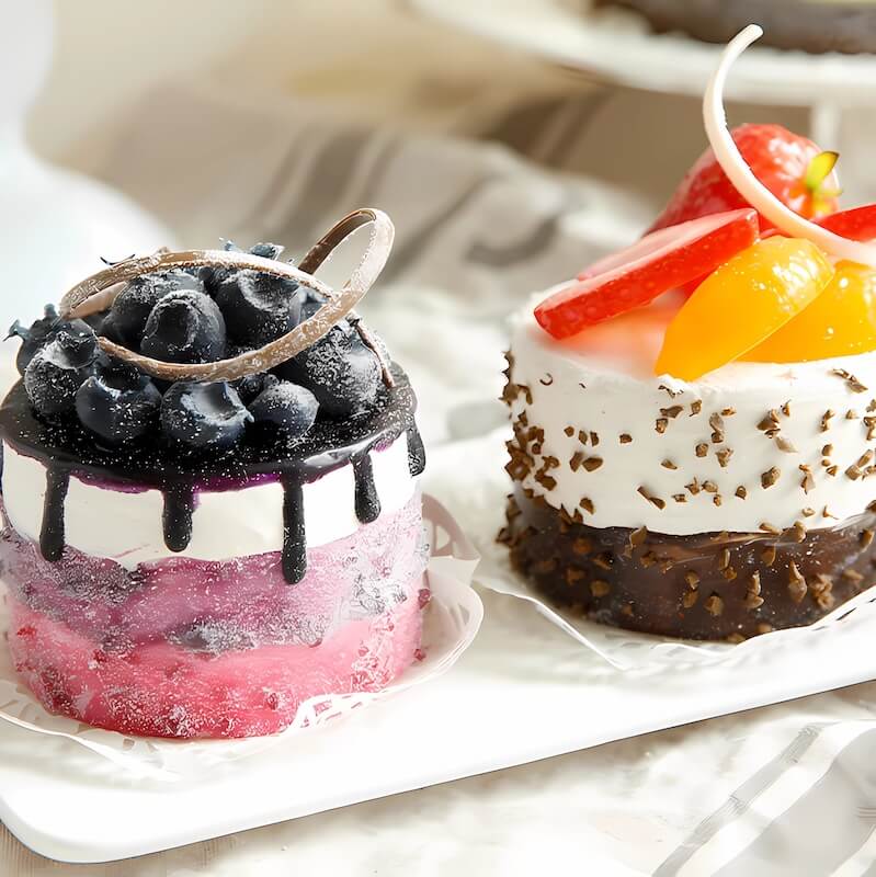 3" Blueberry Strawberry Cake Set
